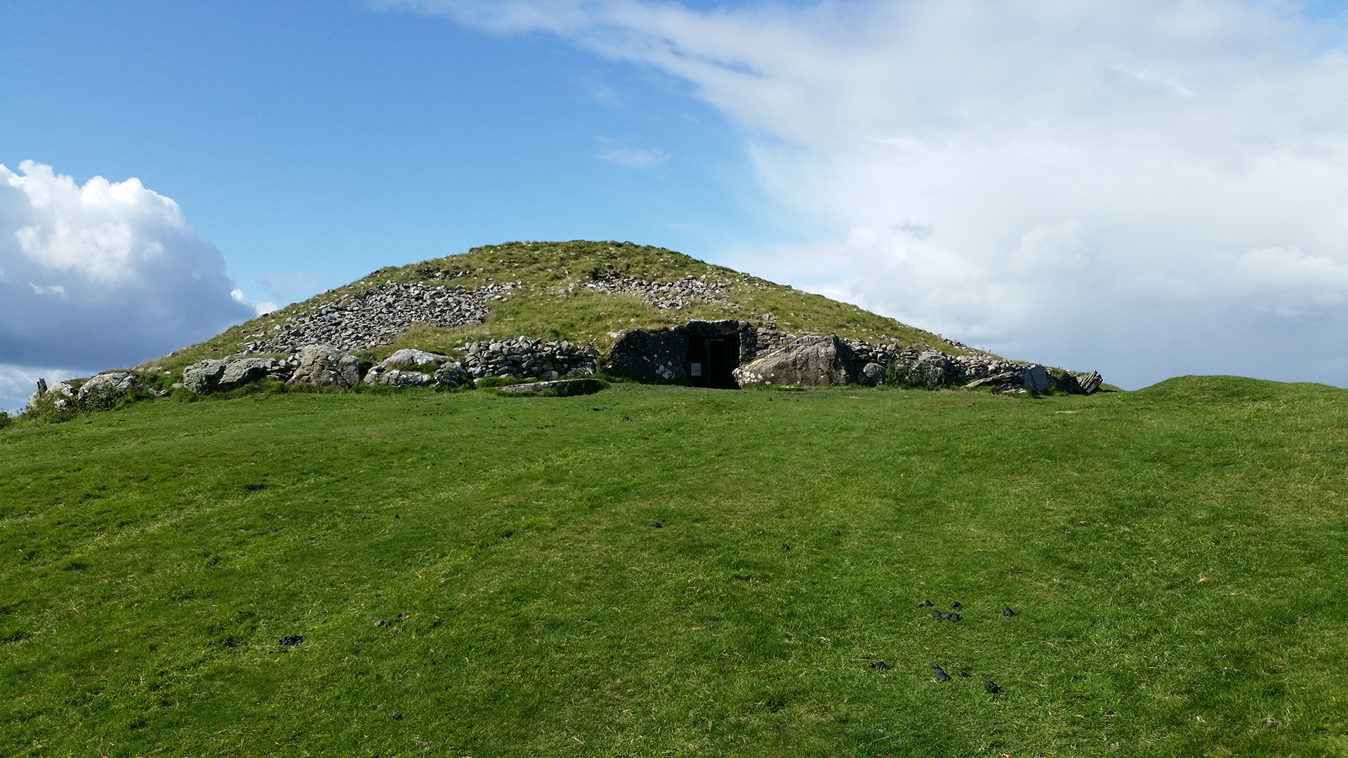 Sliabh na Cailleach, Loughcrew
